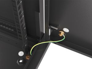 Комуникационен шкаф Lanberg rack cabinet 19" wall-mount 6U/600x600 for self-assembly with metal door black (flat pack)