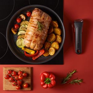 Комплект тигани и тенджери Tefal L1539053 Easy Cook & Clean 10pcs set : FP24/28 + SCP 16/20 with lids + sautepan 24 with lid  + 2 handles